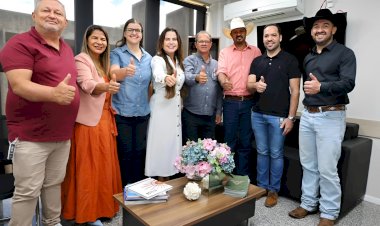 REUNIÃO DISCUTE MELHORIAS PARA ELDORADO COM PRESENÇA DE VEREADORES E LIDERANÇAS MUNICIPAIS