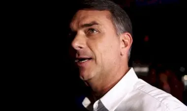 LEVANTAMENTO APONTA 106 URNAS SEM VOTOS PARA FLÁVIO BOLSONARO NO SEGUNDO TURNO