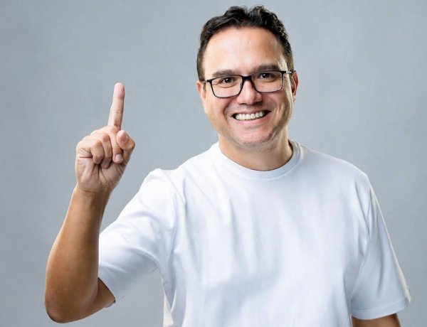 A DOIS DIAS DO INÍCIO DA CAMPANHA, PEDROSSIAN NETO LIDERA PESQUISA ENTRE NOMES DO REPUBLICANOS